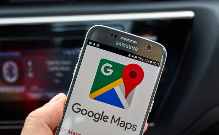 Smartphone con Google Maps