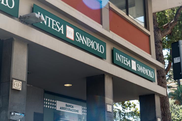 La banca Intesa Sanpaolo