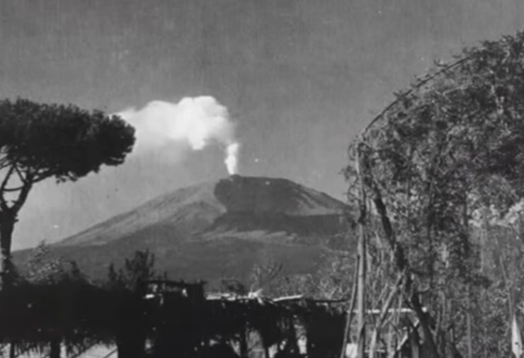 Eruzione del Vesuvio (INGVvulcani - youtube screenshot)