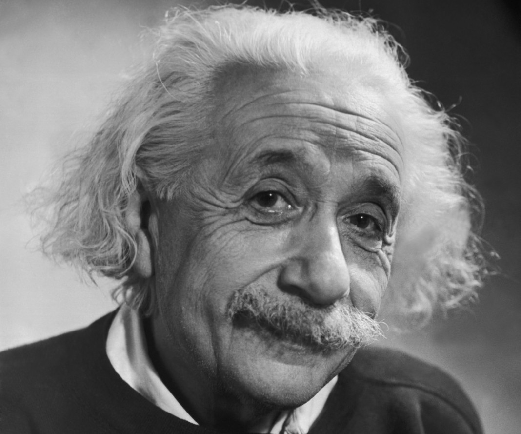 Albert Einstein 100 anni di relatività Closeup Engineering