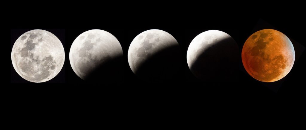 Così il cielo sembrò senza luna nella notte delle superstizioni