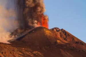 eruzione dell'etna