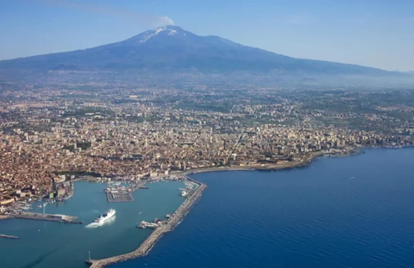 eruzione dell'etna