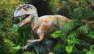 Un T-Rex nella foresta