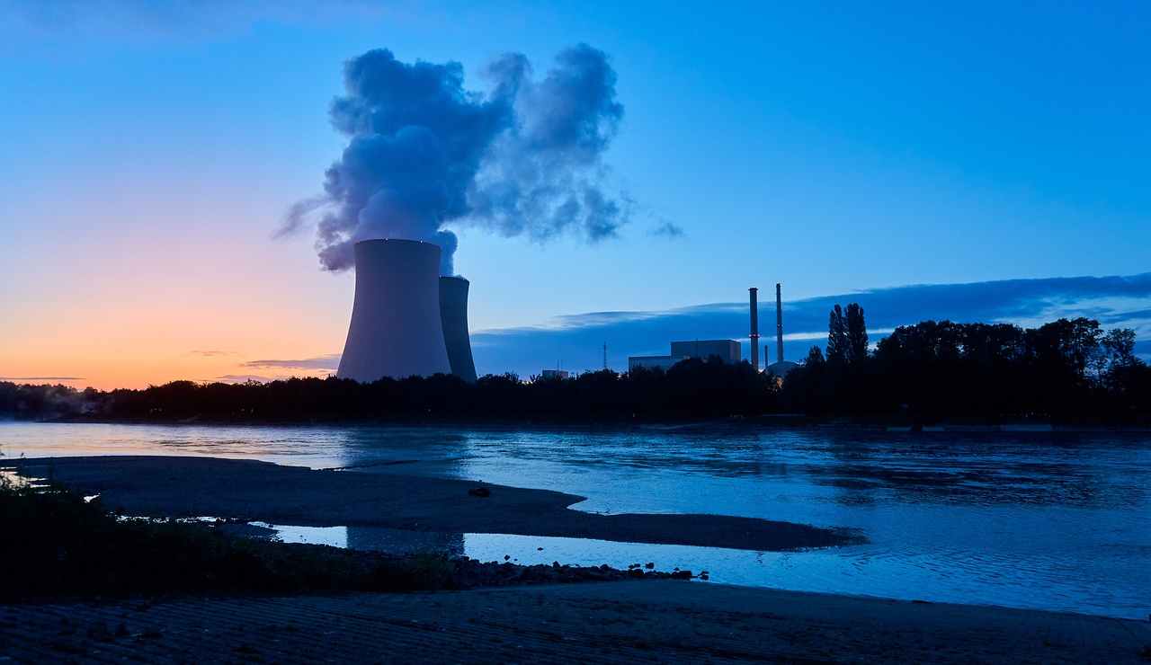 Una centrale nucleare (Pixabay)